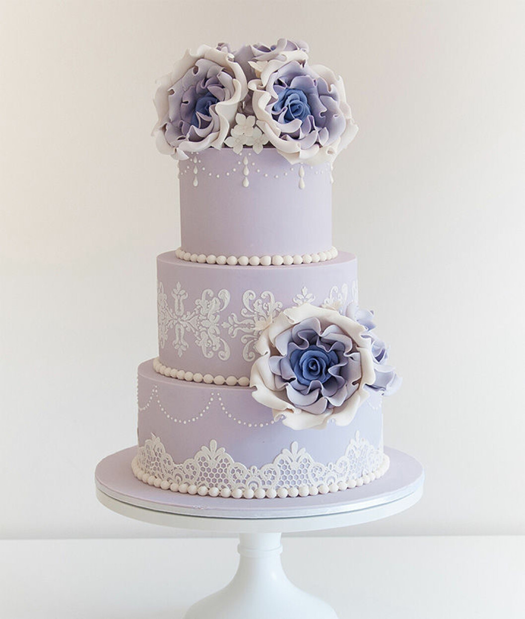 Via: <a href="http://cococakes.com.au/weddings.html" target="_blank" rel="noopener">cococakes</a> Via: cococakes