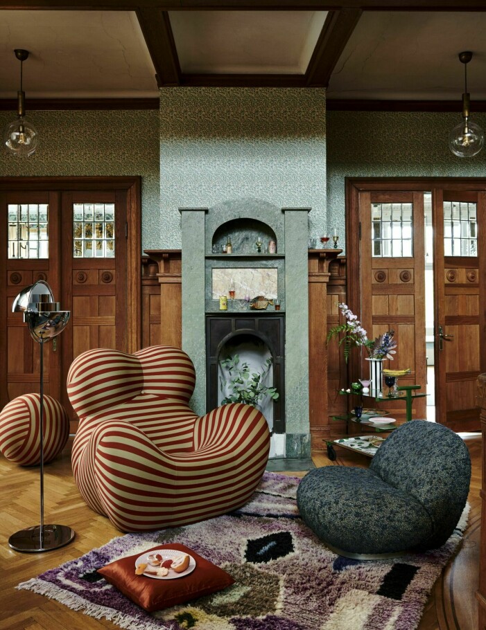 Syns i: "<a target="_blank" href="https://www.elle.se/decoration/fest-20-tal-inspiration/8086517">Heta inredningstrenden 2022: Inred som på det glada 20-talet</a>". bröstpanel i trä
