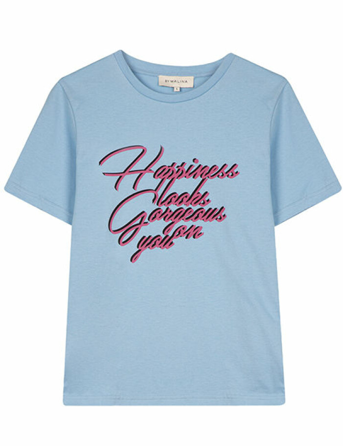 by malina t-shirt