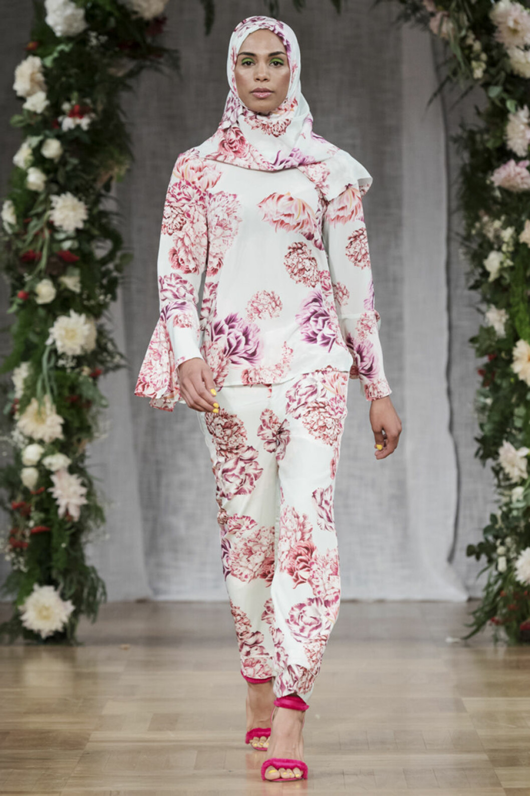 En blommig outfit. 
