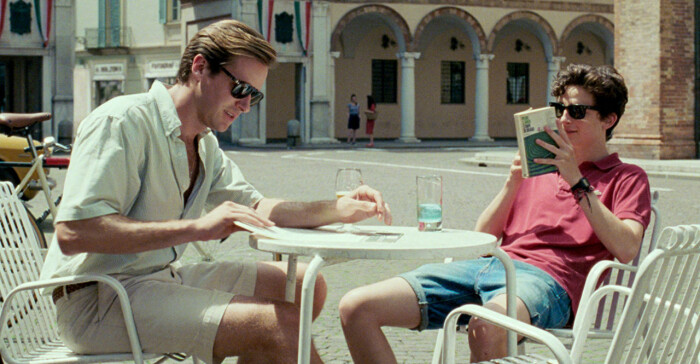 Läsa bok i gassande sol efter en cykeltur med sin crush? Ja tack. Call me by your name Oliver och Elio