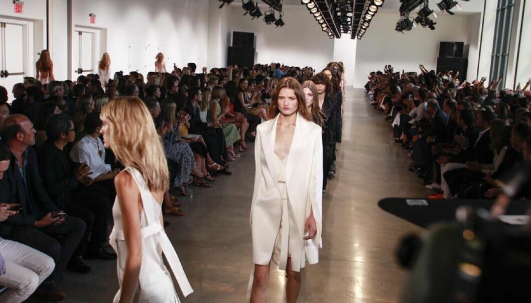 Se Calvin Kleins höstkollektion direkt från NYFW