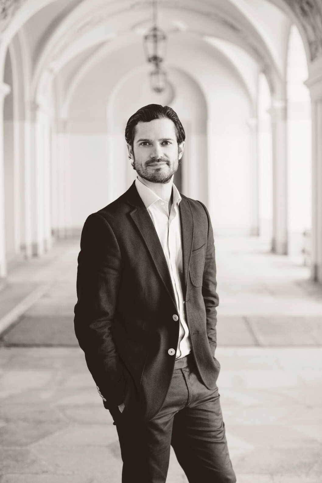 Bilden på Prins Carl Philip uppmärksammas. 