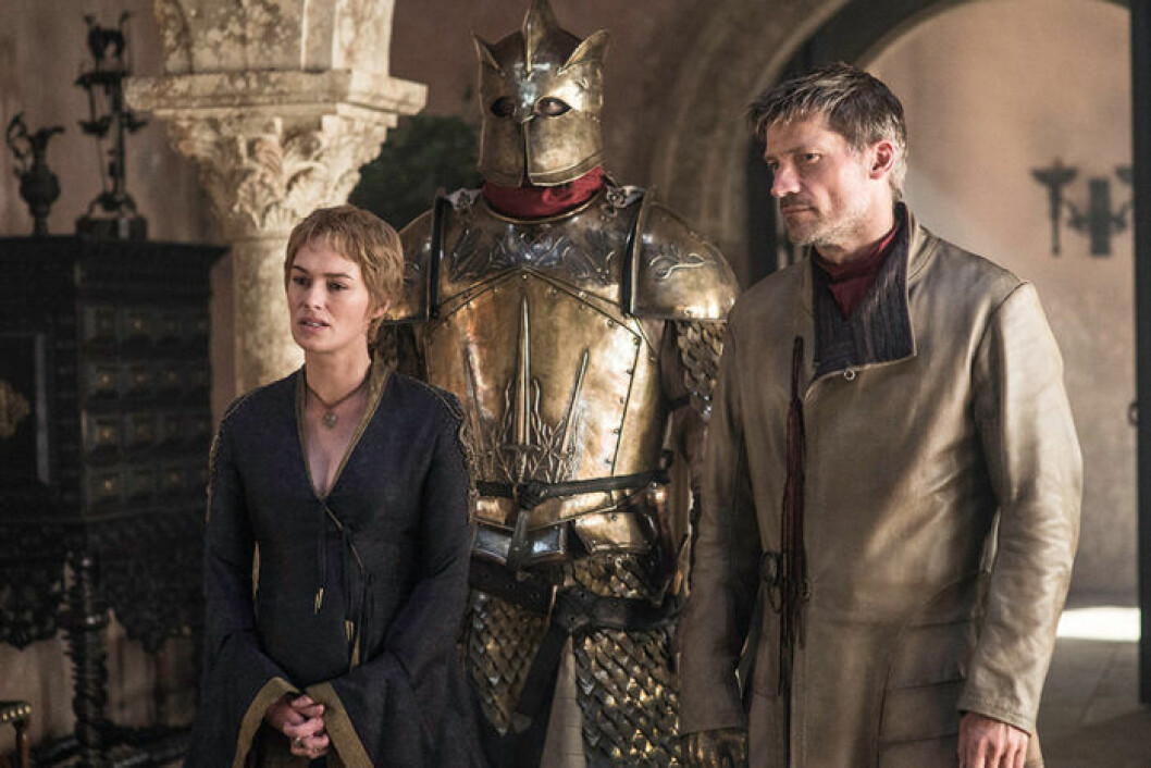 En bild på karaktärerna Cersei Lannister, Jaime Lannister och The Mountain från tv-serien Game of Thrones.
