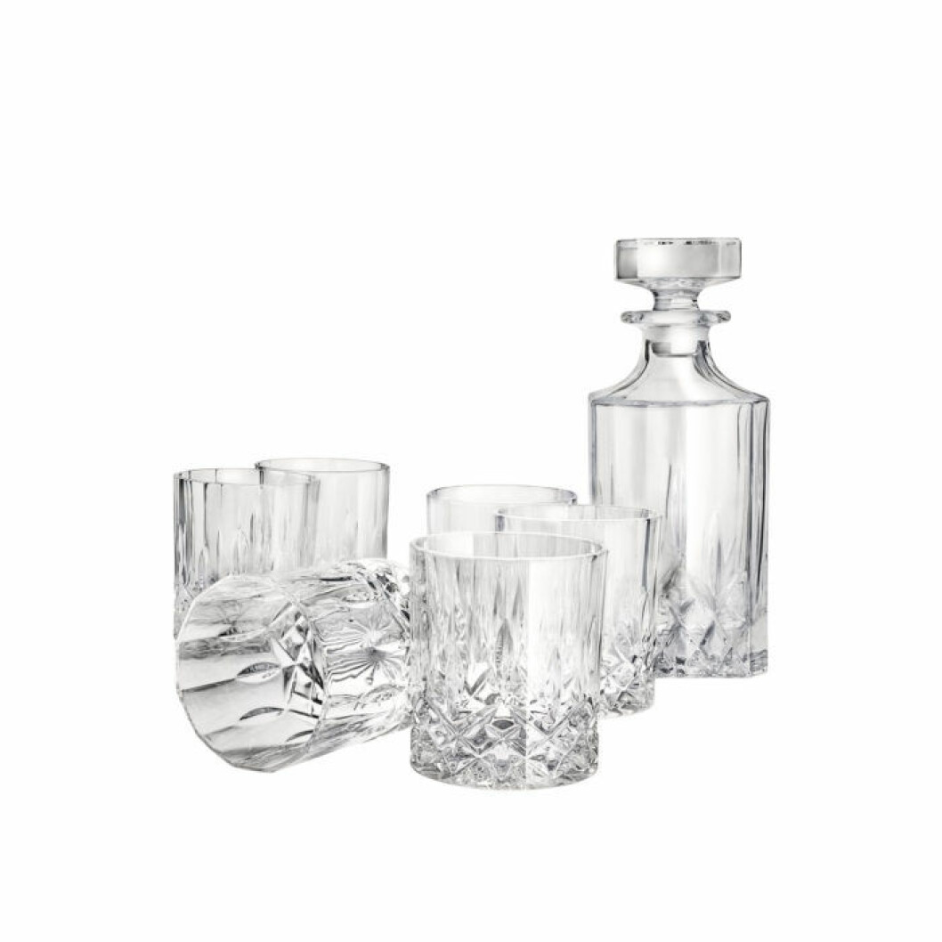 Cervera_whiskeyset_TableTopStories_Rumours_499kr