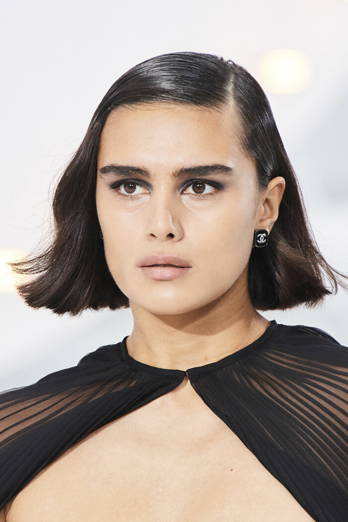 Page hos Chanel SS 21.