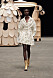 Kort klänning med guld Chanel SS23 haute couture.