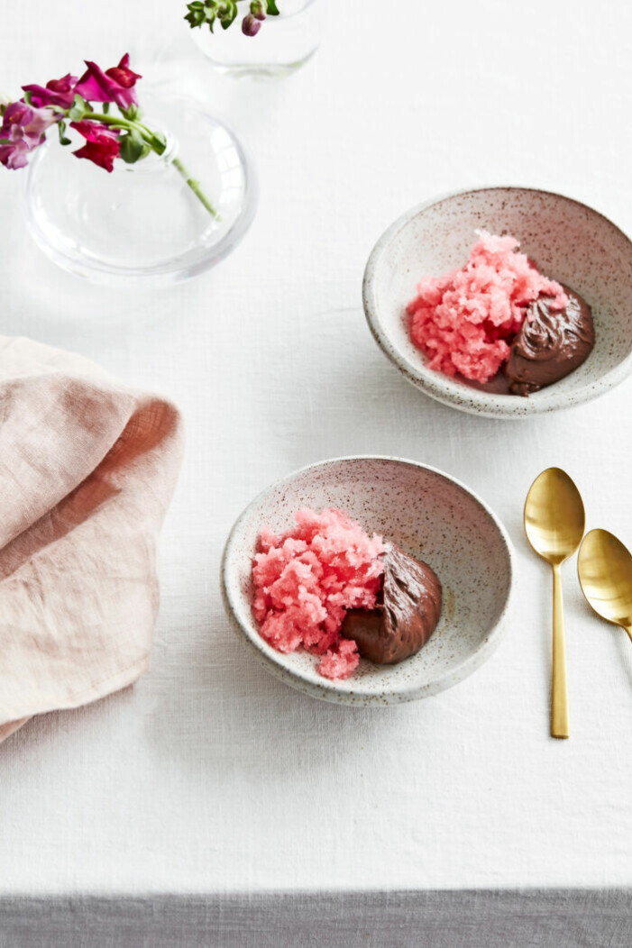 Recept på chokladkräm med granatäppelgranité