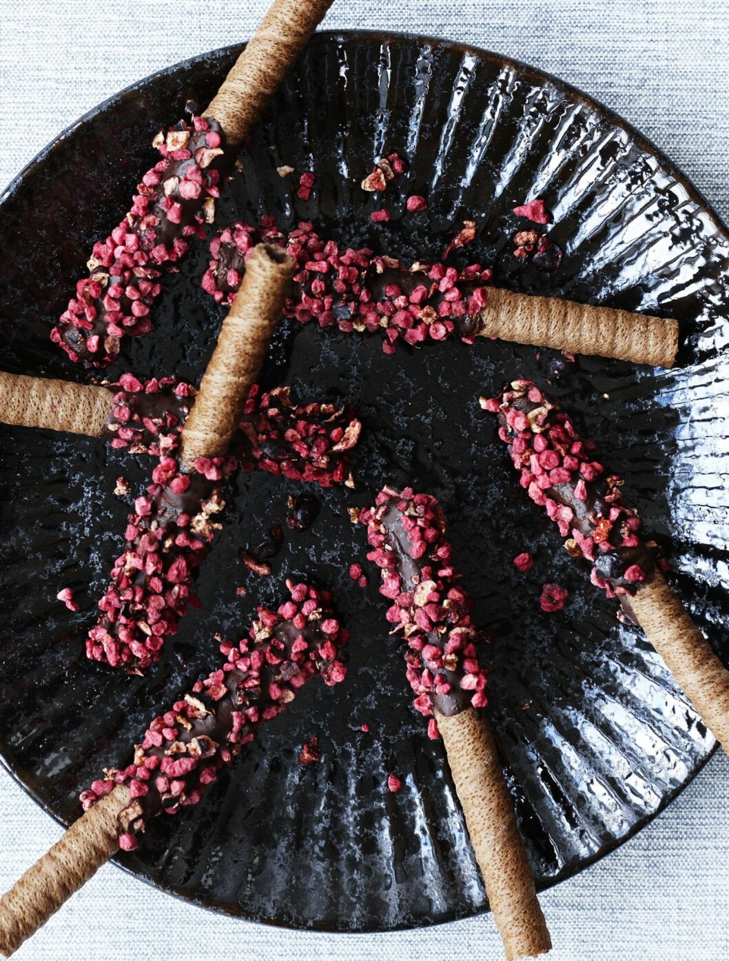 Choklad- och hallondoppade chokladrån. Recept choklad- och hallondoppade chokladkex