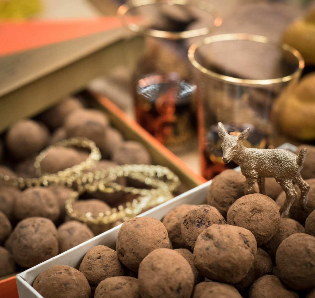 Lena Söderströms chokladtryfflar med glögg. Lena Söderströms chokladtryfflar med glögg.