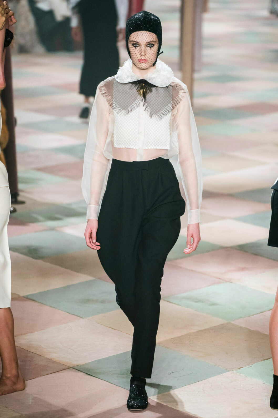 Kragen i fokus på Diors SS19 haute couture–visning