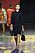 Svart läderhandväska och svarta långa shorts från Dior.