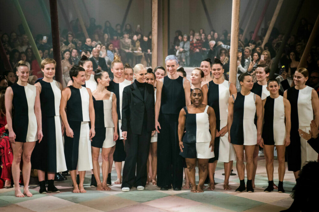 Maria Grazia Chiuri efter Diors SS19–visning på Couture Week i Paris. Maria Grazia Chiuri efter den underbara Dior SS19–visningen på Couture Week i Paris.