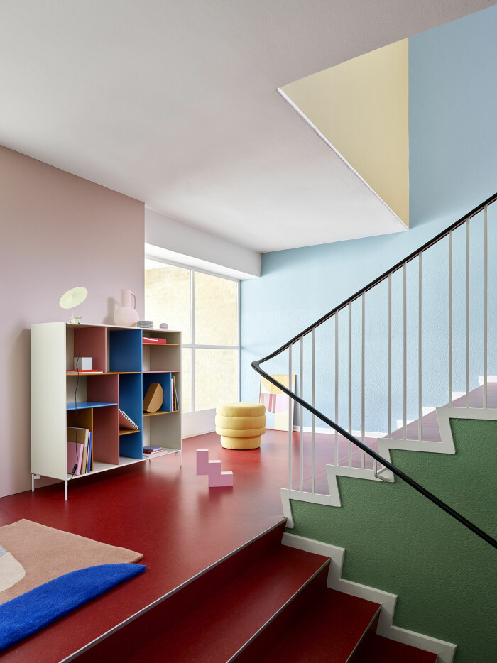 Lekfull färginspiration från Montana. Foto: Montana Furniture colour blocking hos montana furniture