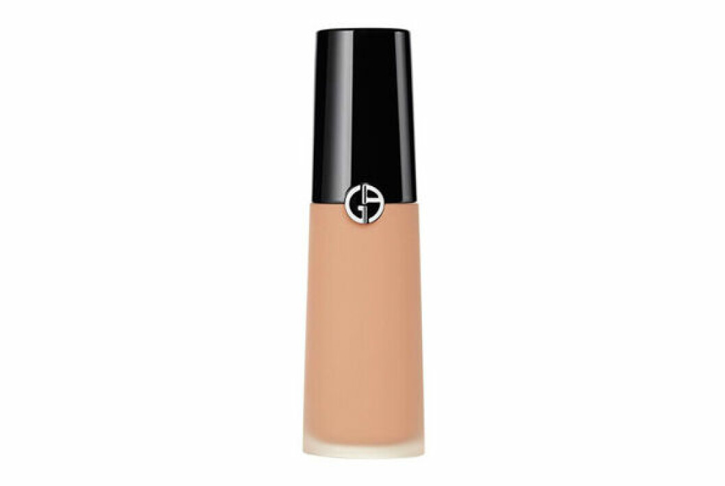 concealer under ögonen uppljusande concealer