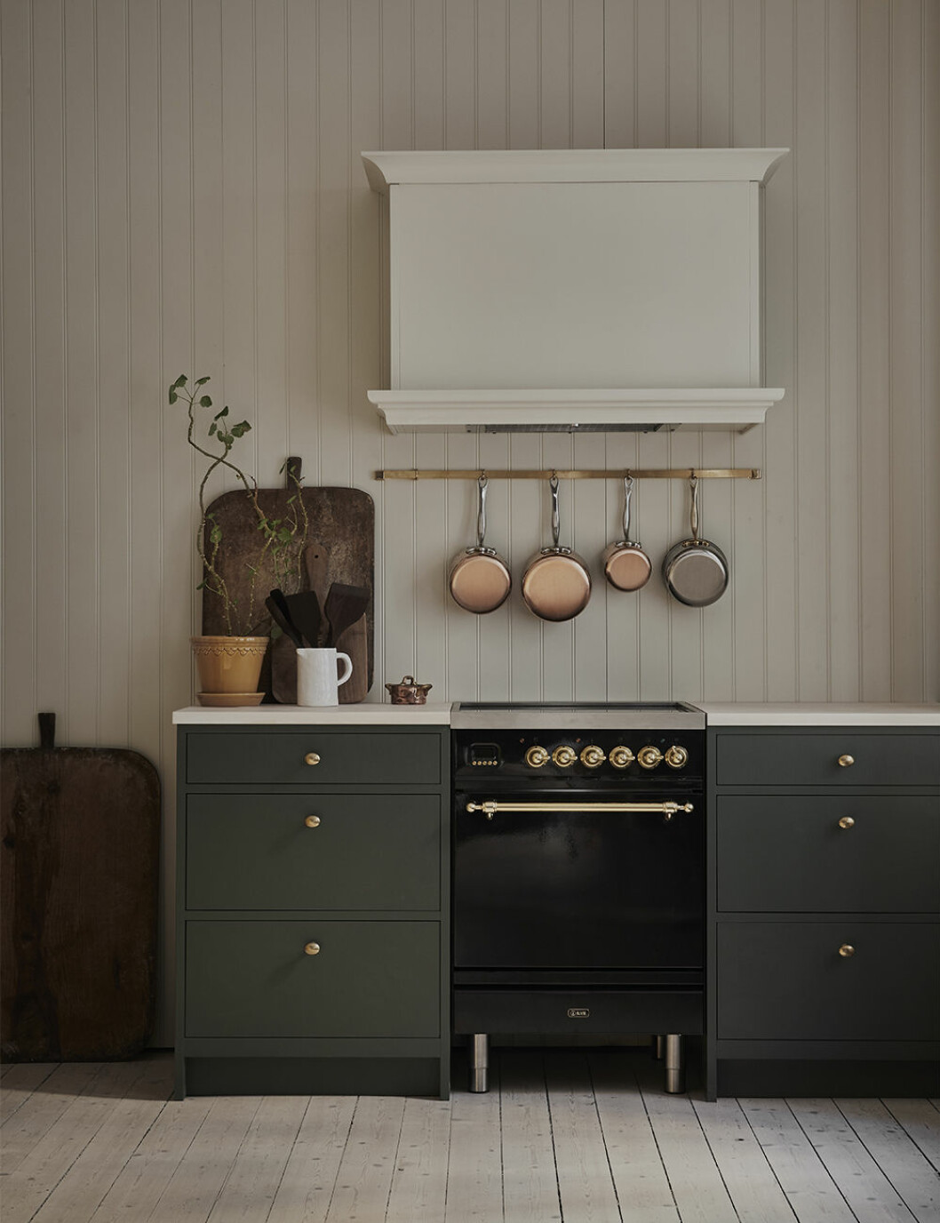 Grönt shakerkök från Cupboards & Goods
