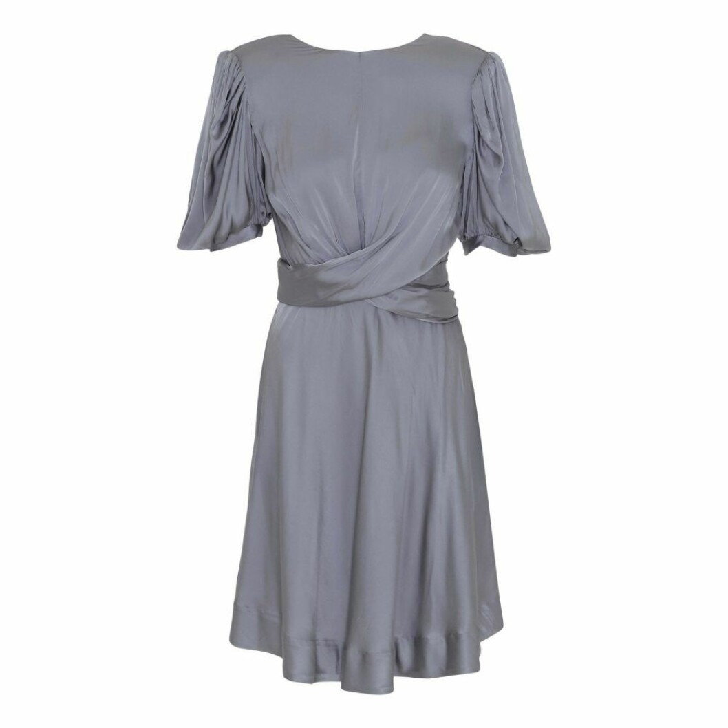 Gråblå klänning med drapering från Custommade