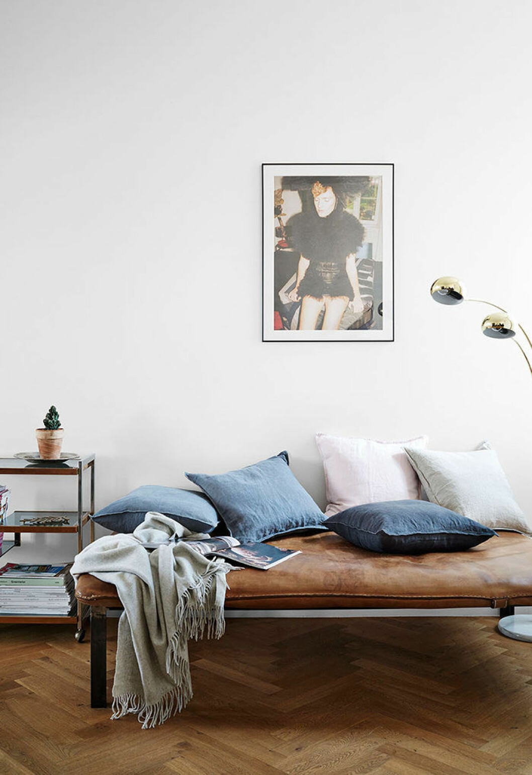 Foto: <a href="http://www.ditteisager.dk/" target="_blank" rel="noopener">Ditte Isager</a>/H&M Home En dagsbädd i hemmet.