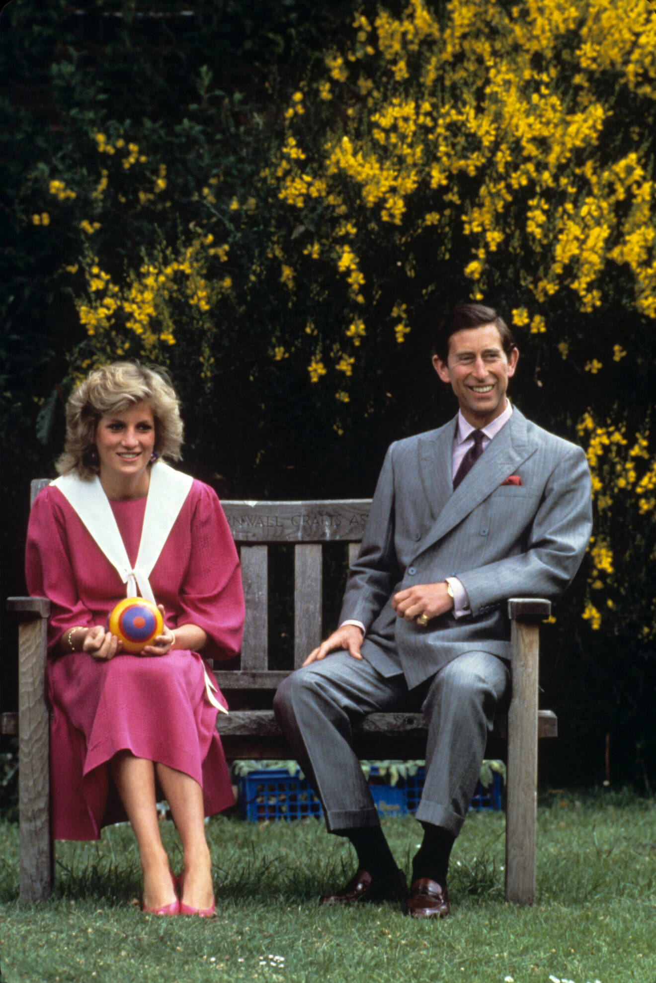 Diana och prins Charles på Kensington, 1984.