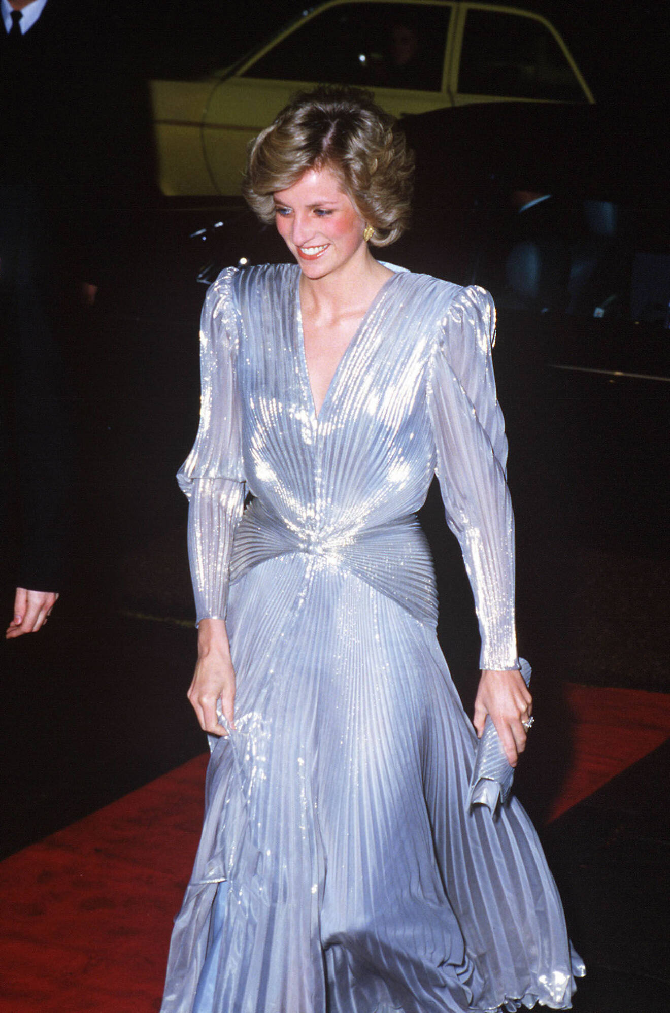 Diana i silverklänning, 1985
