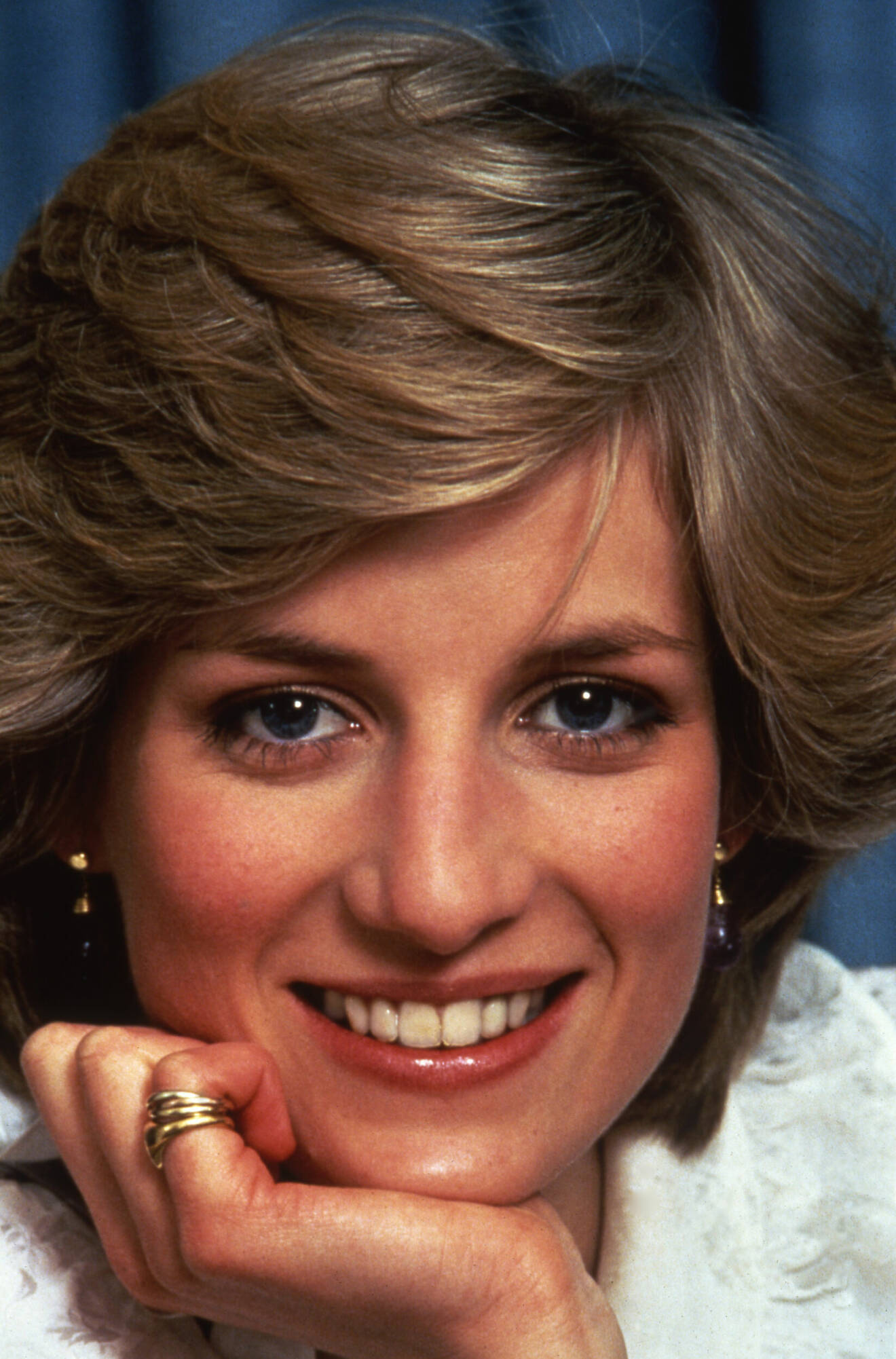 Prinsessan Dianas hemliga stylingknep – ring på lillfingret