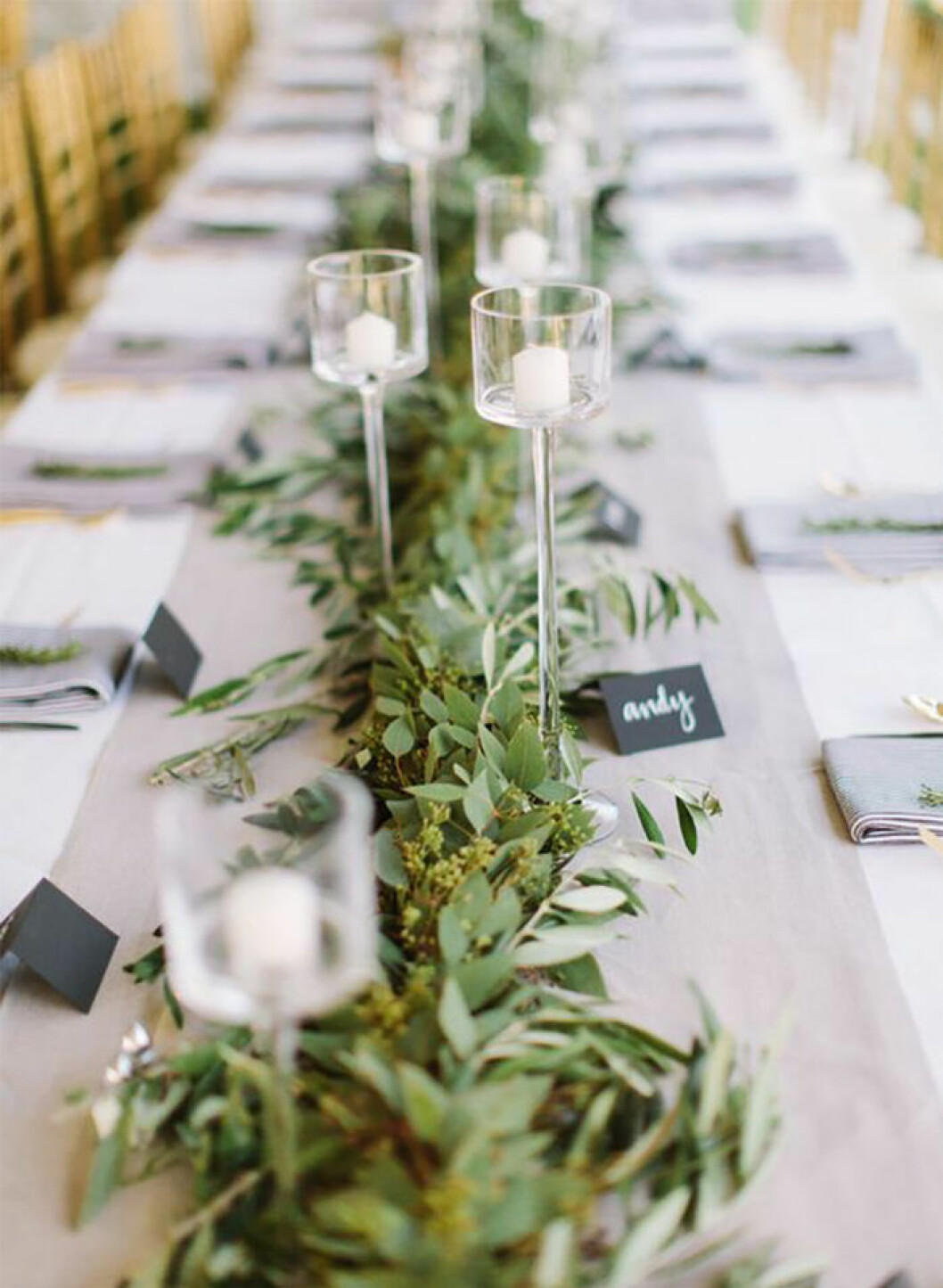 Ta in naturen i dukningen. Via: <a href="http://www.stylemepretty.com/vault/image/1455904" target="_blank" rel="noopener">Stylemepretty</a> Ta in naturen i dukningen.