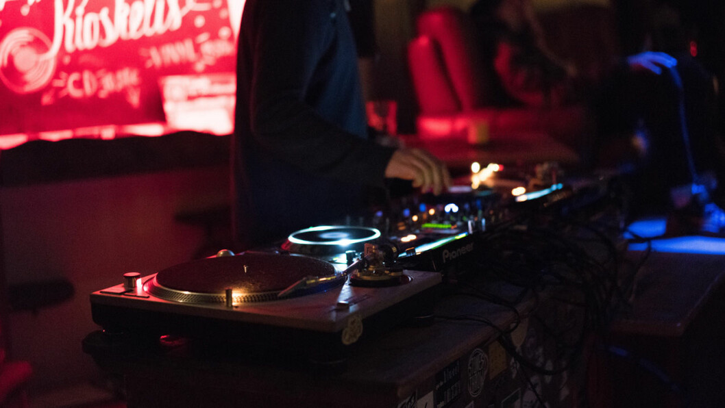 Klubbarna fixar dj – du fixar stämningen! dj