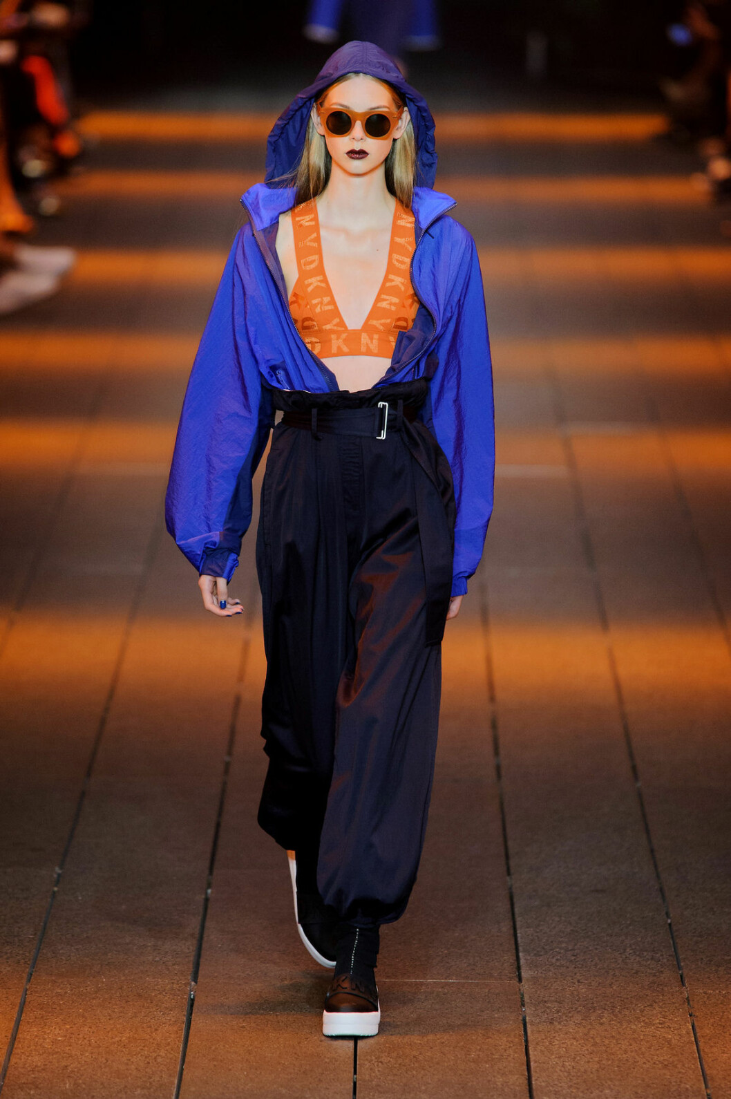 dkny-s17-057