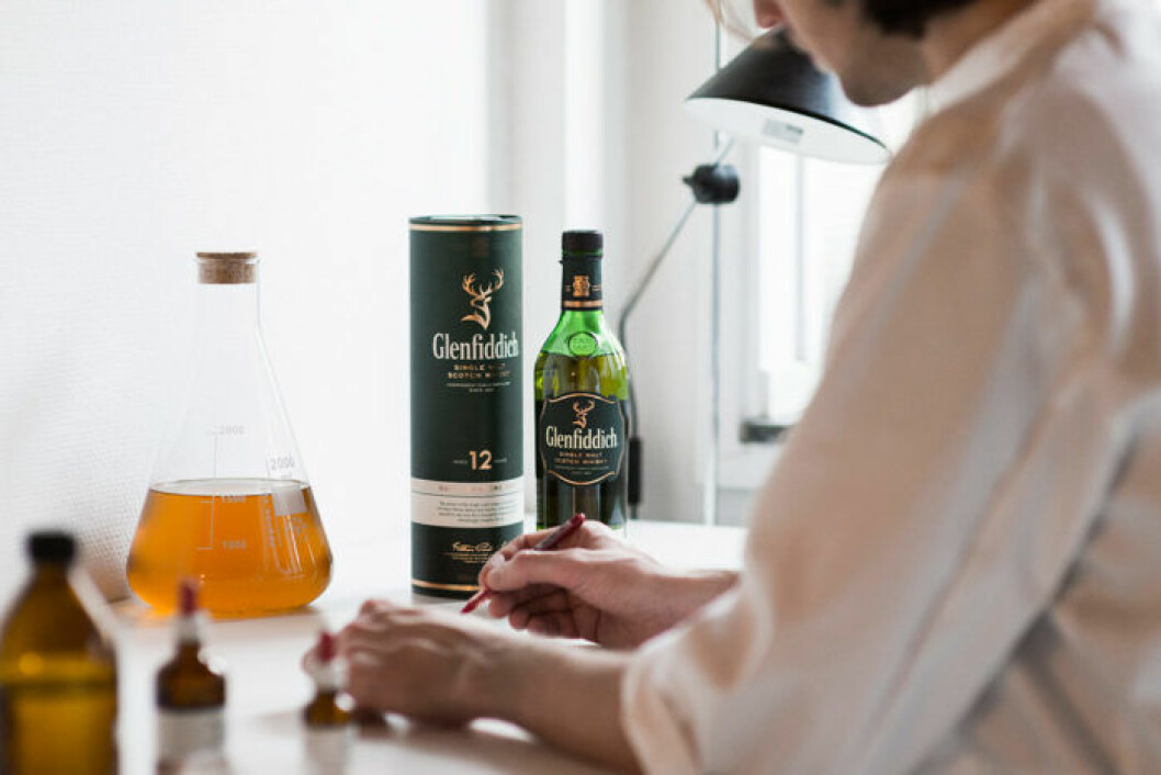doftljus-glenfiddich-collect-bottle-2