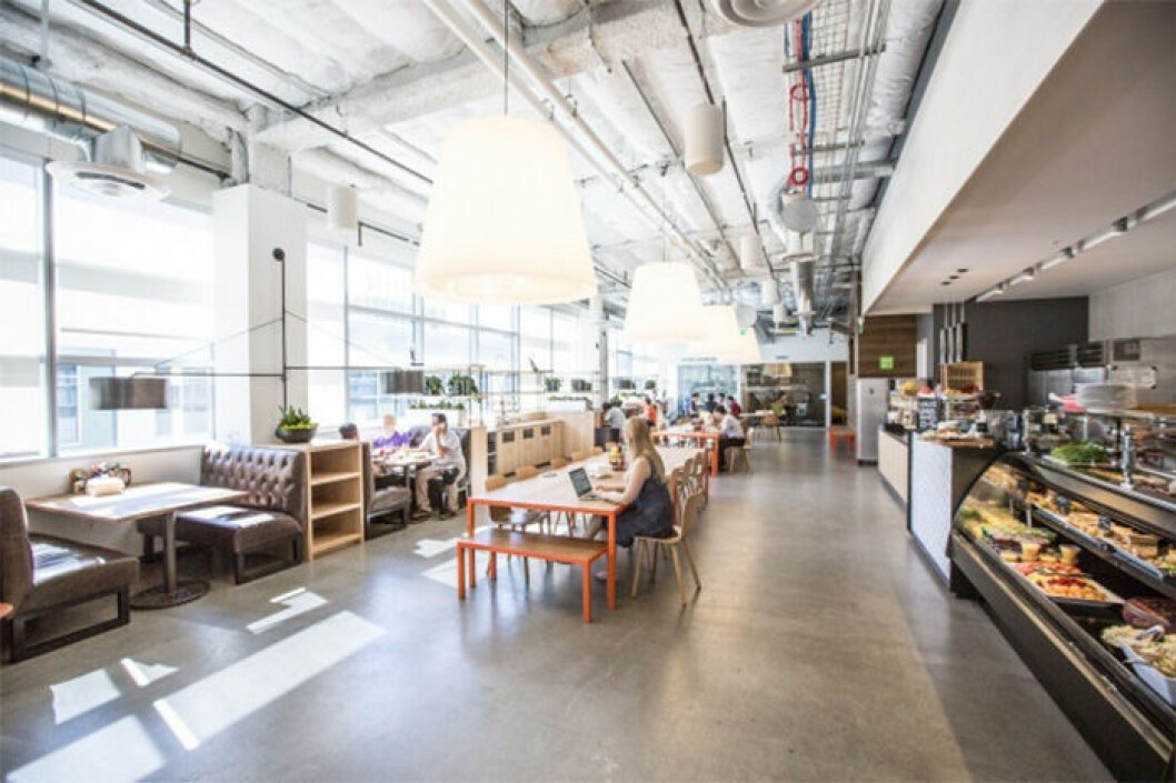 Matsalen hos Dropbox. Foto: <a href="https://www.glassdoor.com/Photos/Dropbox-Office-Photos-E415350.htm" target="_blank" rel="noopener">glassdoor</a> Matsalen hos Dropbox.
