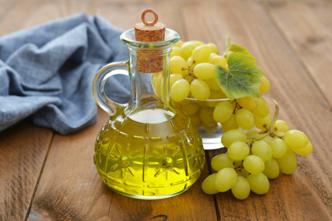 Kallpressad ekologisk druvkärnolja. Foto: Shutterstock