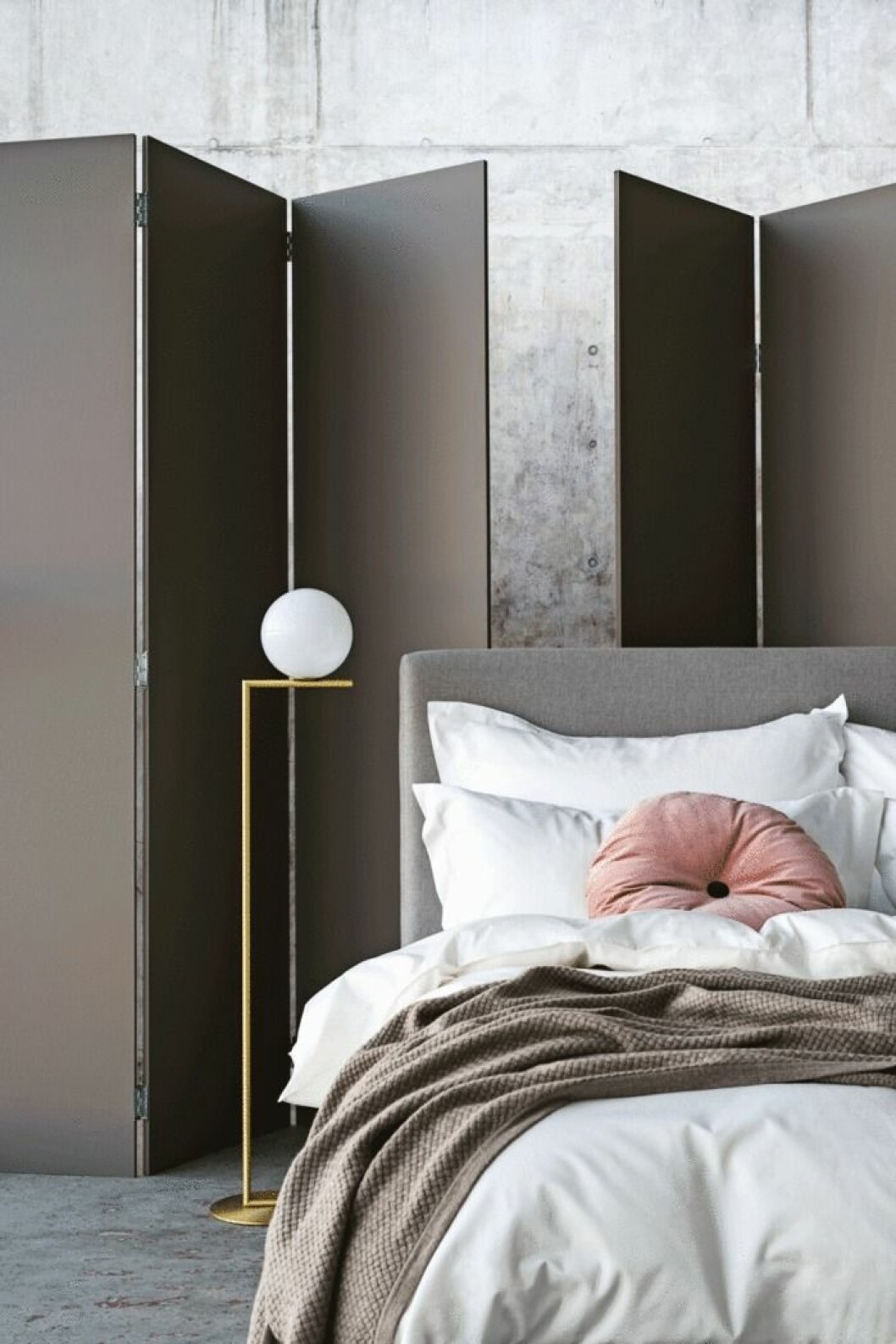 Sov på moln! Det svenska familjeföretaget Dux är kända för sina drömlika sängar. Här i kombination med sänggaveln Astoria och sängkläder ur kollektionen Dux Bed Linen. Lite sängkläder från Dux Bed Linen