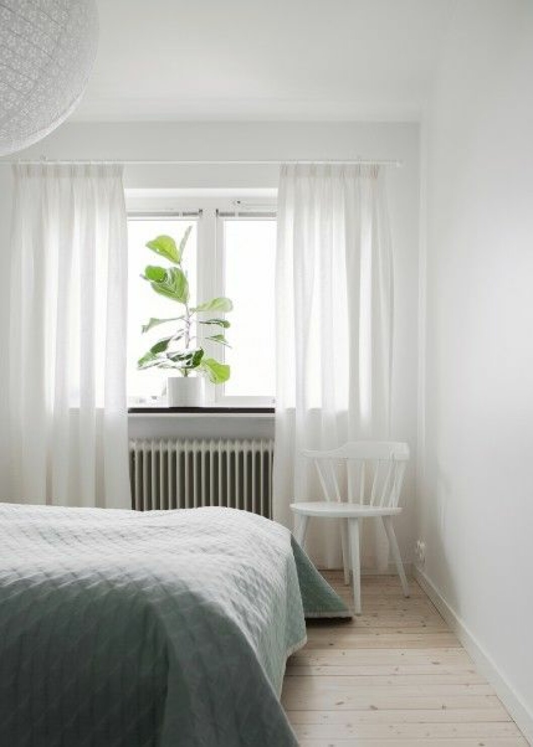 DW_-Ö-Almgatan-_sovrum_detalj_stol_blogg