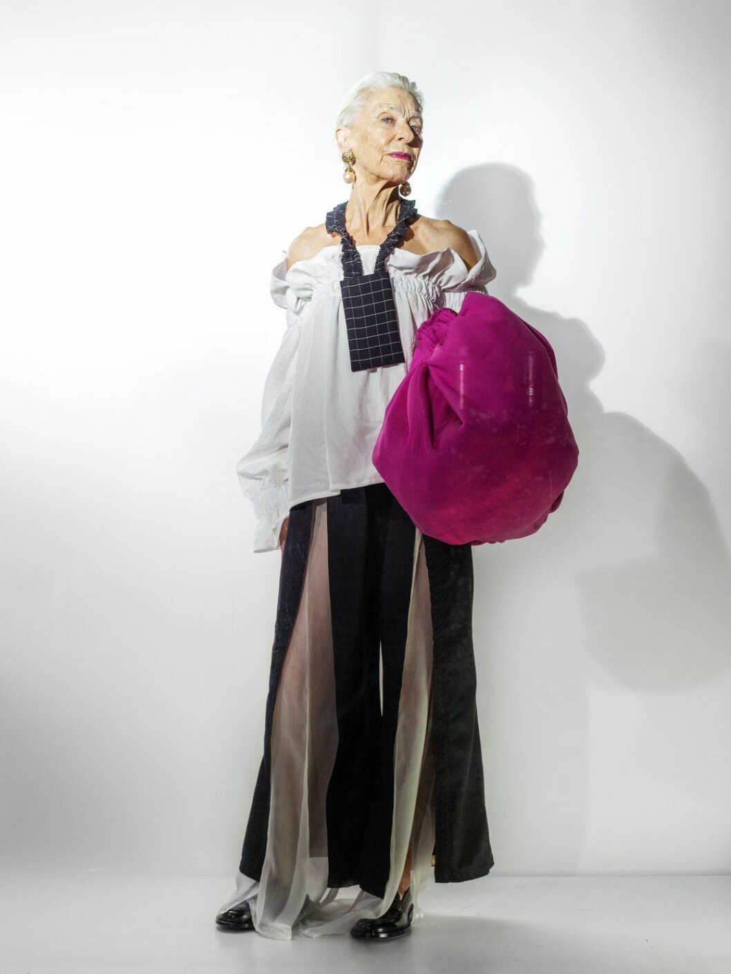 Designstudenten Ebba Erikssons kreation, av material från Hopes restlager. Hållbart mode: Beckmans designhögskola