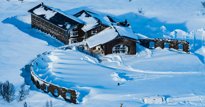 Magi vid Riksgränsen. Niehku Mountain Villa. EDDA 2021: Niehku Mountain Villa är årets destination