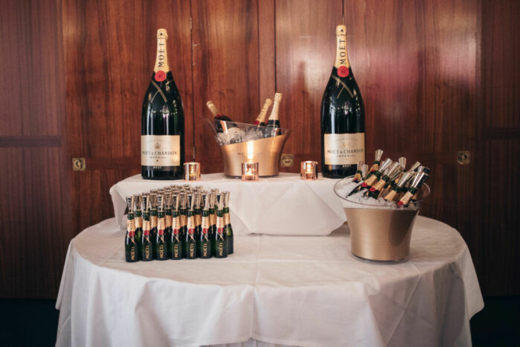 Champagne på festen på ELLE Decoration Swedish Design Awards 2019