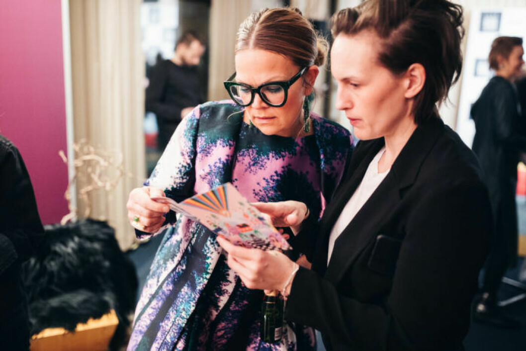 Mingel på på festen på ELLE Decoration Swedish Design Awards 2019