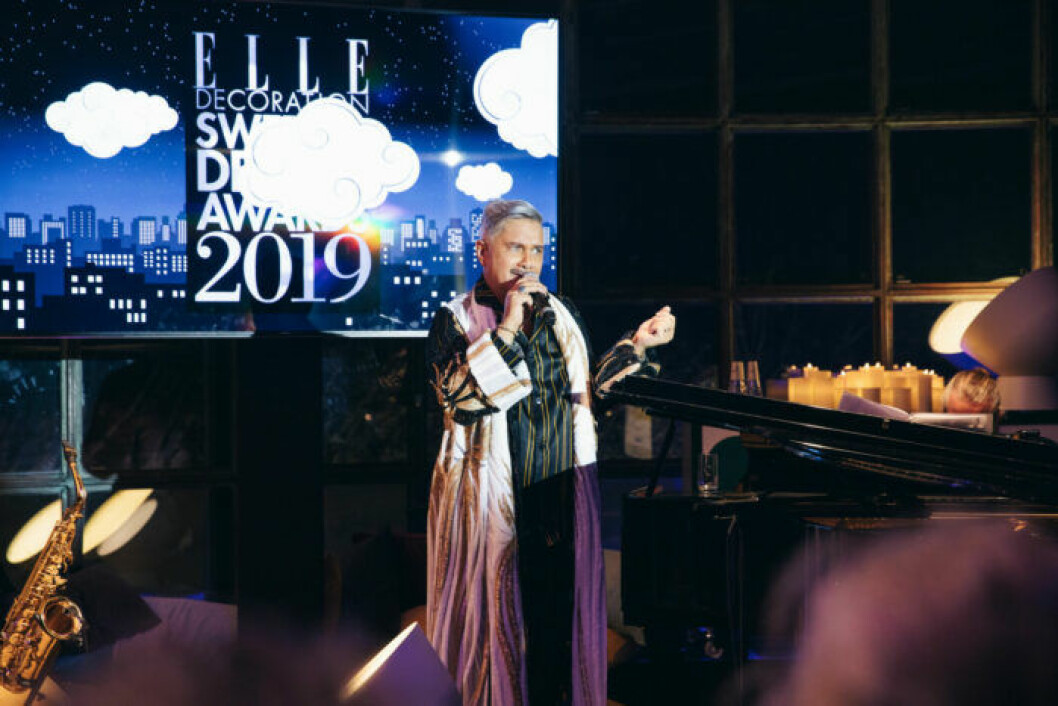 Magnus Skogsberg sjunger på ELLE Decoration Swedish Design Awards 2019