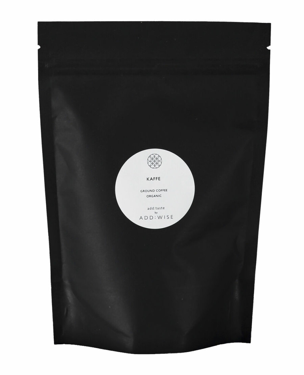 Kaffe i svart förpackning