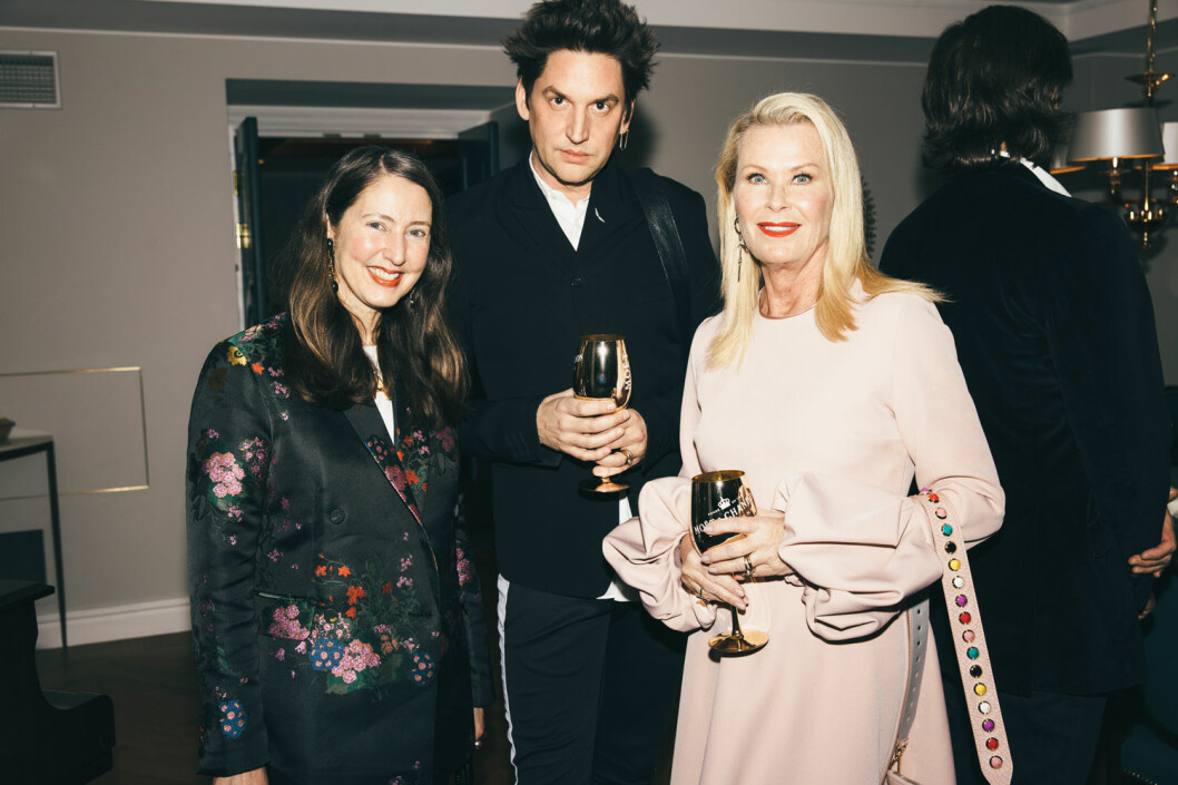 Ann-Sofie Johanssonm, Robert Rydberg och Efva Attling innan ELLE-galan.