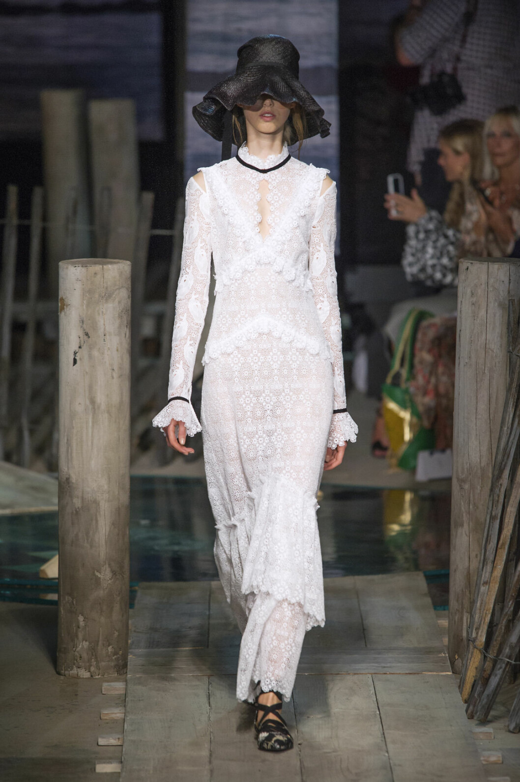 erdem-s17-072