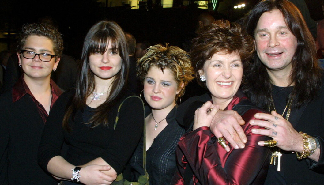 Jack Osbourne, Aimee Osbourne, Kelly Osbourne, Sharon Osbourne och Ozzy Osbourne 2000 .