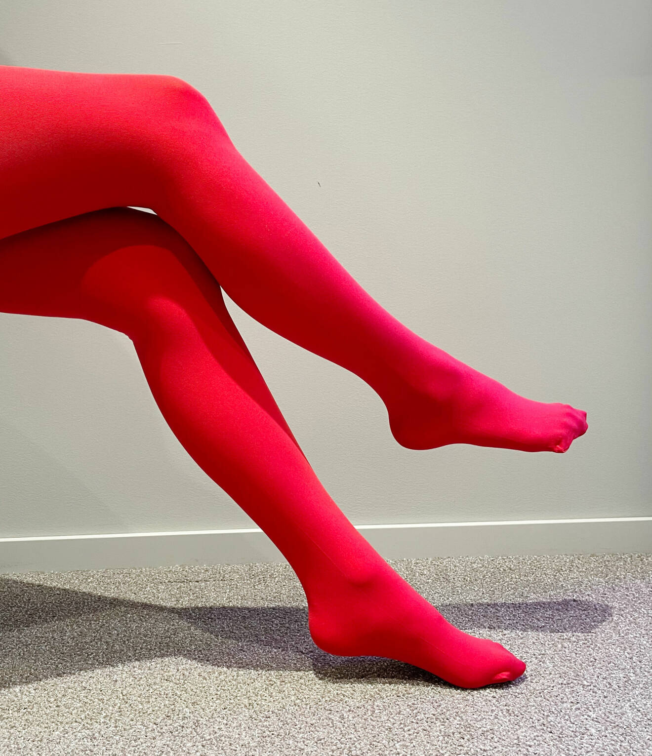 bästa färgglada strumpbyxor i röd nyans från swedish stockings