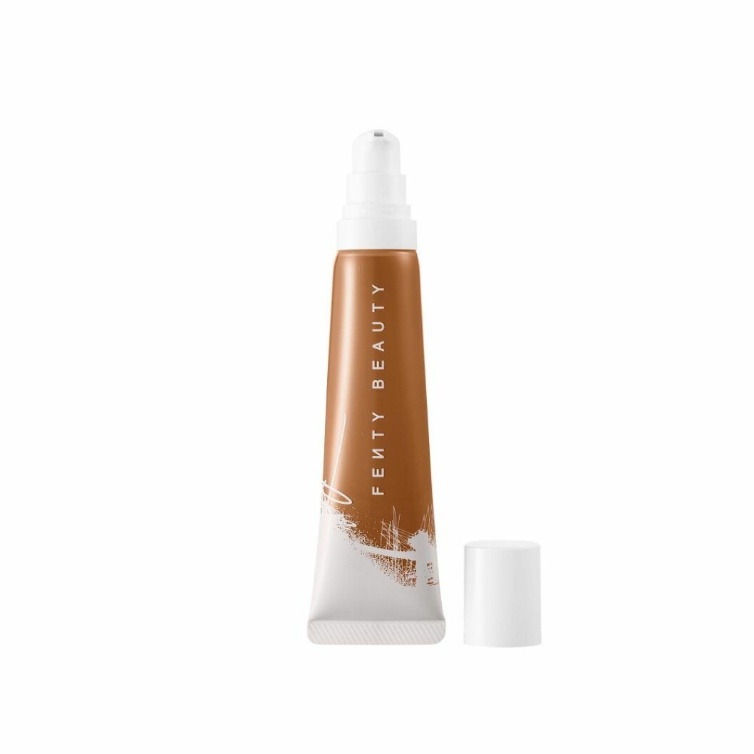 Hydrating foundation från Fenty Beauty