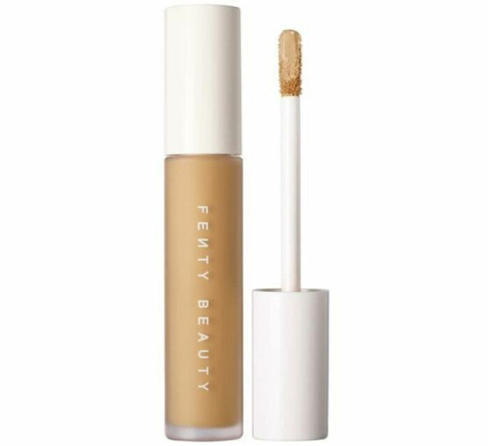 Fenty Beautys Pro filt’r instant retouch concealer är täckande och finns i 50 nyanser. Klicka på bilden och kom till concealern. Fenty Beautys Pro filt’r instant retouch concealer recension bäst i test