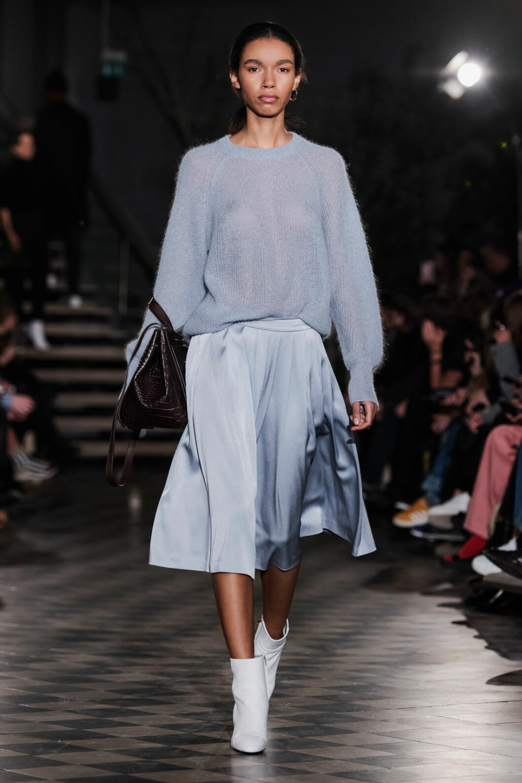 Filippa K AW 18, ljusblå stickad tröja och satin kjol.