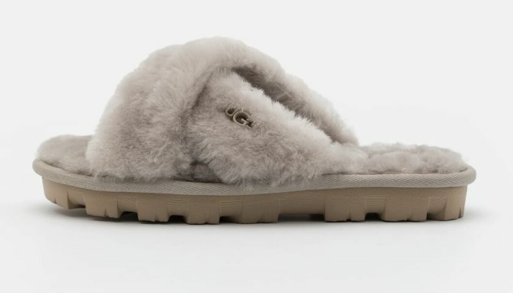 Fluffiga slip-in tofflor från Uggs.