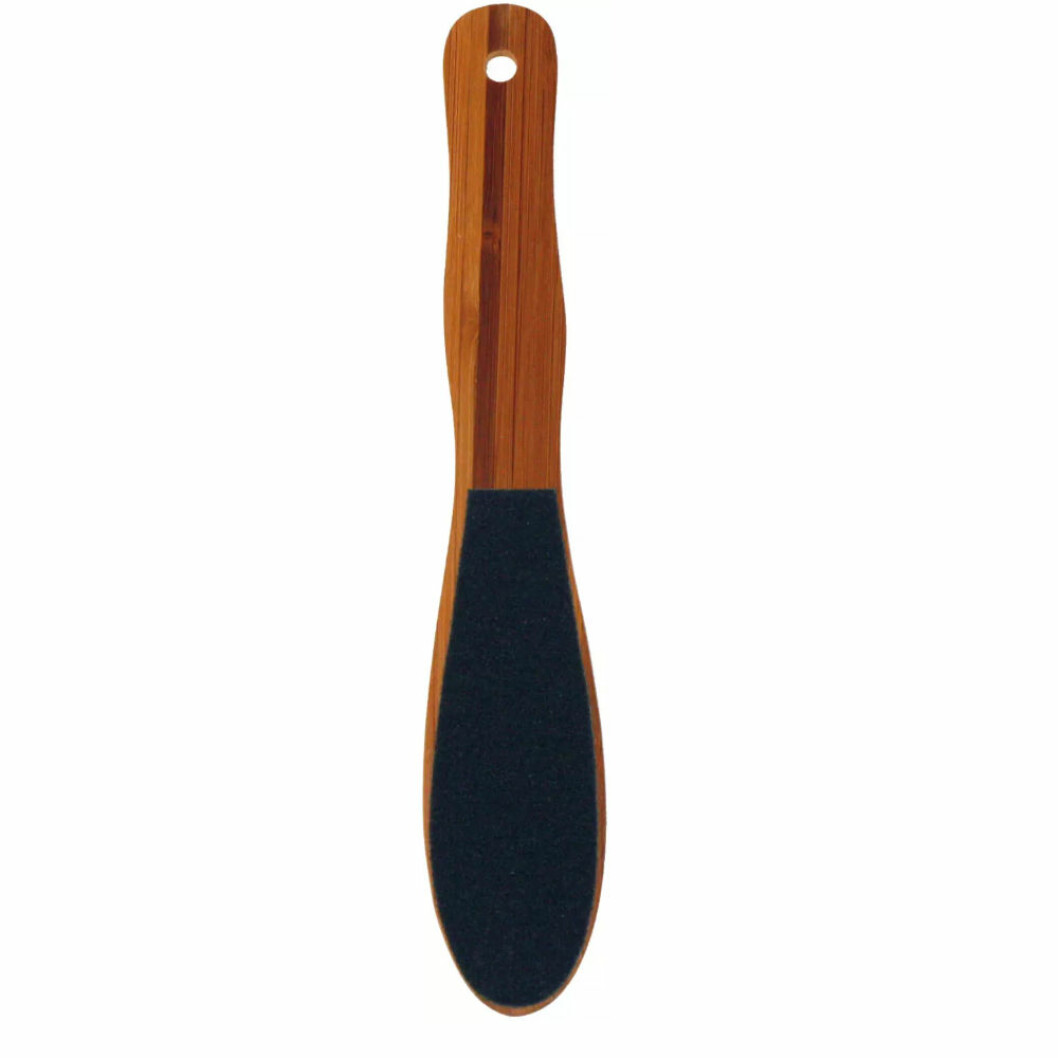 Fotbil med sandpapper. <a href="https://track.adtraction.com/t/t?a=1117786221&as=1212076637&t=2&tk=1&epi=torrafotter&url=https://www.lyko.se/palmetten/palmetten-fotfilav-tra" target="_blank" rel="noopener">Här kan du köpa den</a>. Fotfil med sandpapper