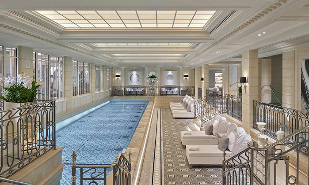 Four Seasons George V Spa med pool på hotellet Four Seasons George V i Paris