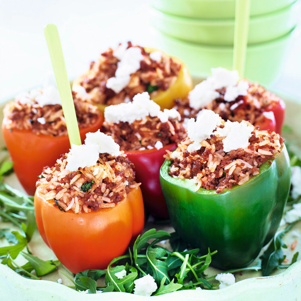 Fylld paprika med köttfärs, ris och fetaost.